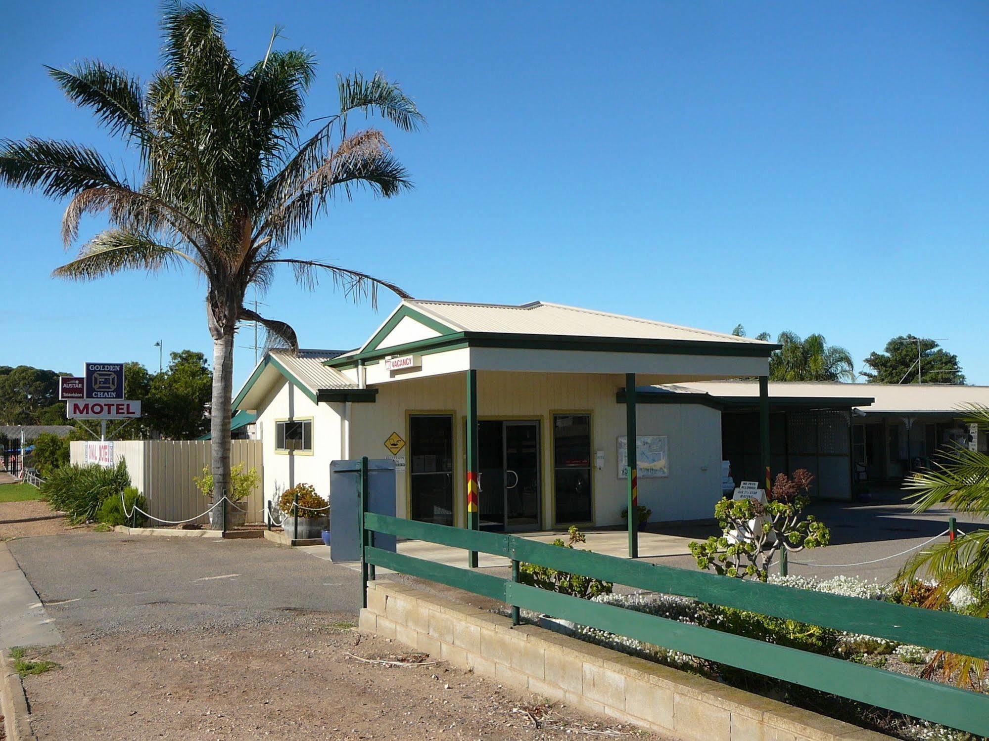 Oval Motel - Murray Bridge Exterior photo